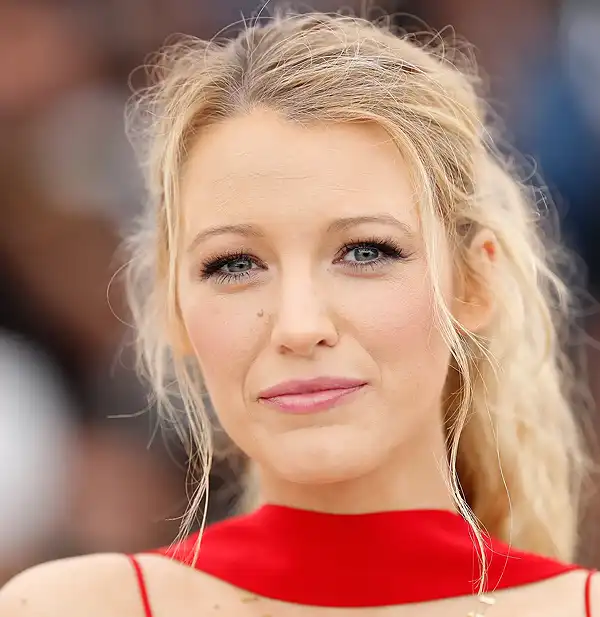 Happy Birthday Blake Lively