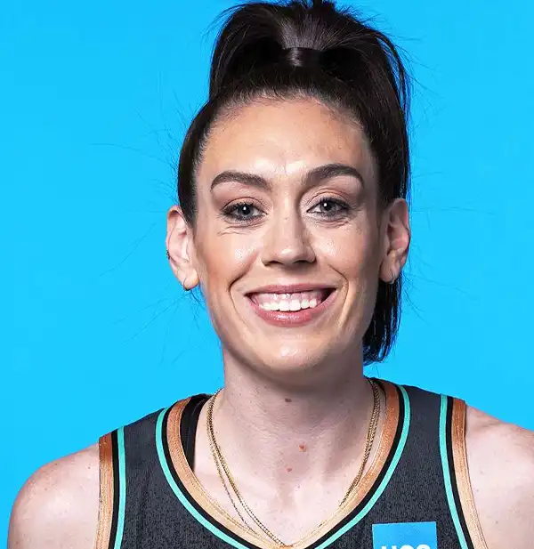 Happy birthday Breanna Stewart