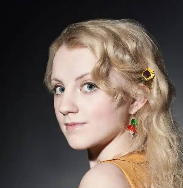 Happy Birthday Evanna Lynch