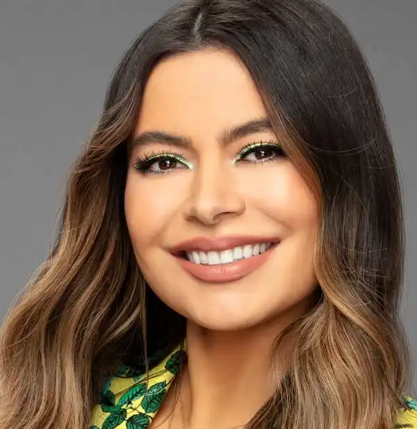 Happy Birthday Miranda Cosgrove