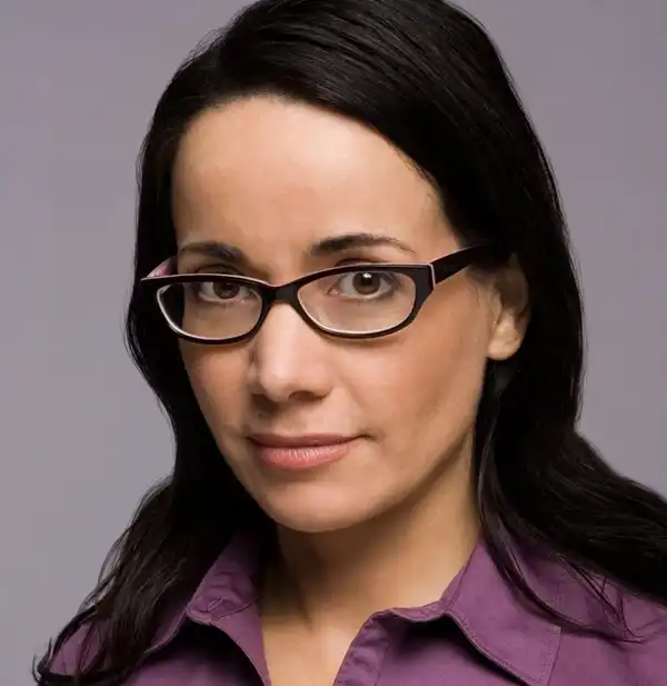 Happy Birthday Janeane Garofalo